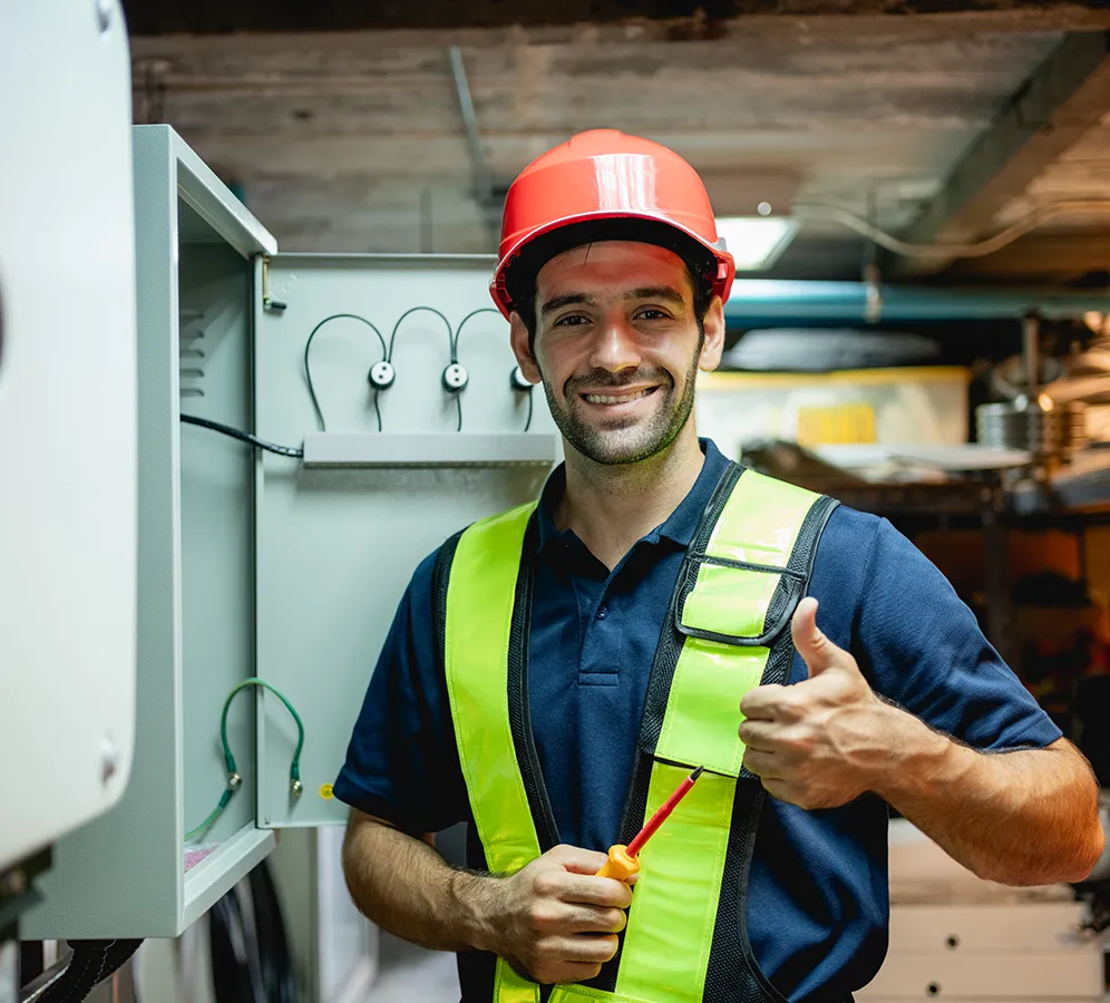 Asestel, técnicos están autorizados y cualificados Asestel, técnicos están autorizados y cualificados