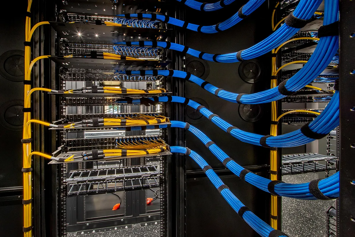 Asestel telecomunicaciones racks Telecomunicaciones racks